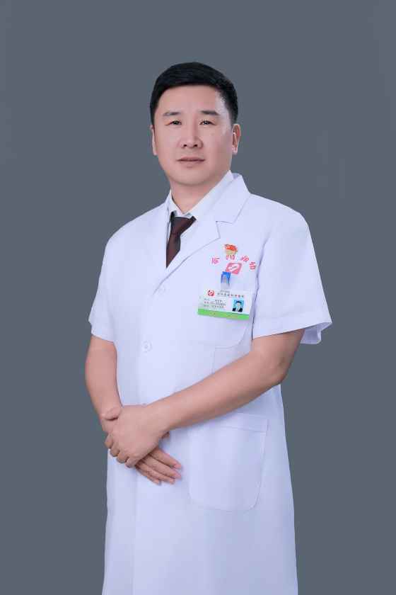 张亚峰.jpg