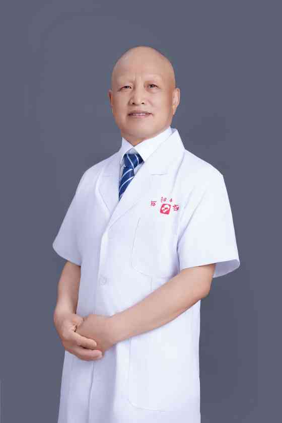 急诊科 雷遂乾.jpg