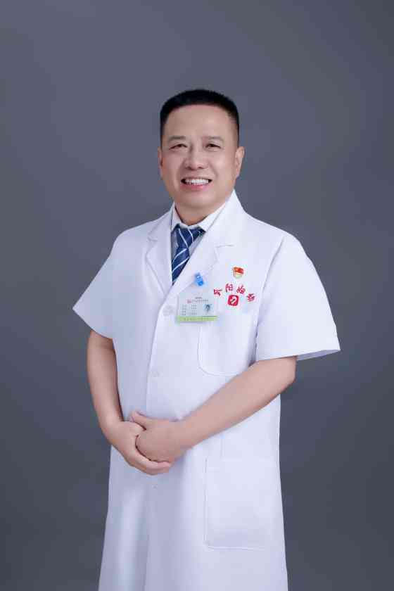 内二科 王维周.jpg